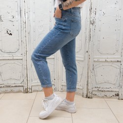 Модерни дамски дънки mom fit в син цвят с висока талия и свободна кройка-2653